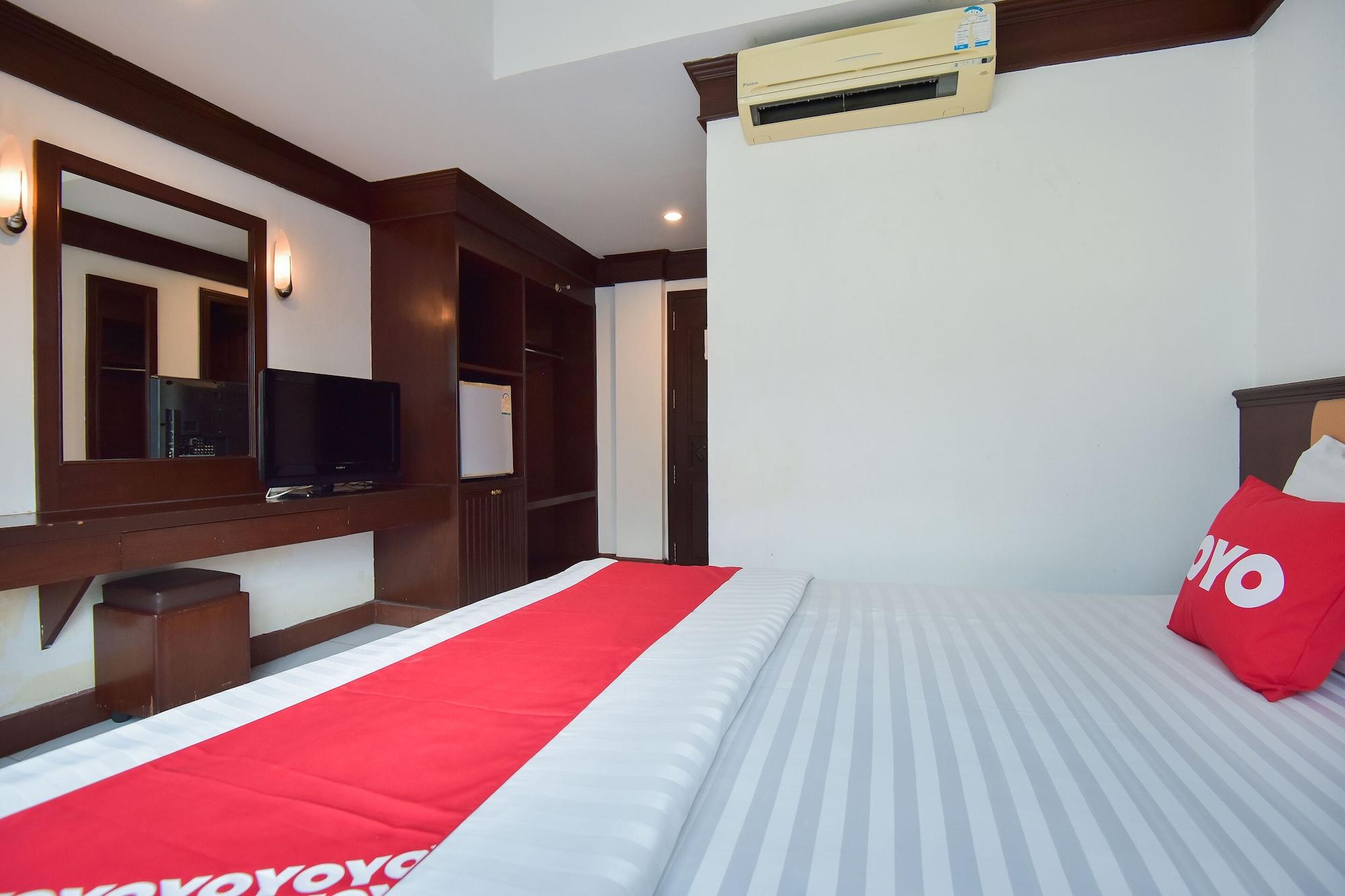 Oyo 389 Sira Boutique Residence Phuket Exteriör bild